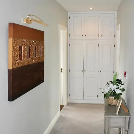 Δωμάτια σε οικογενειακή κατοικία Riverbank *