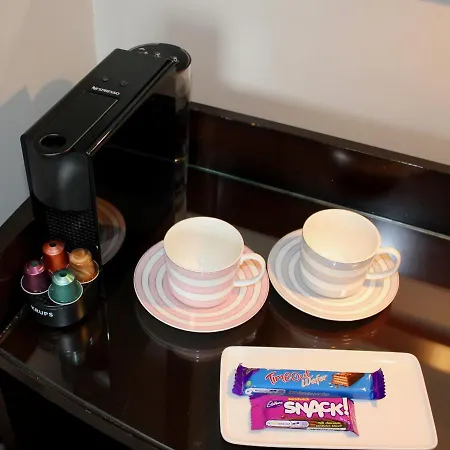 Riverbank منزل للإقامة دولين